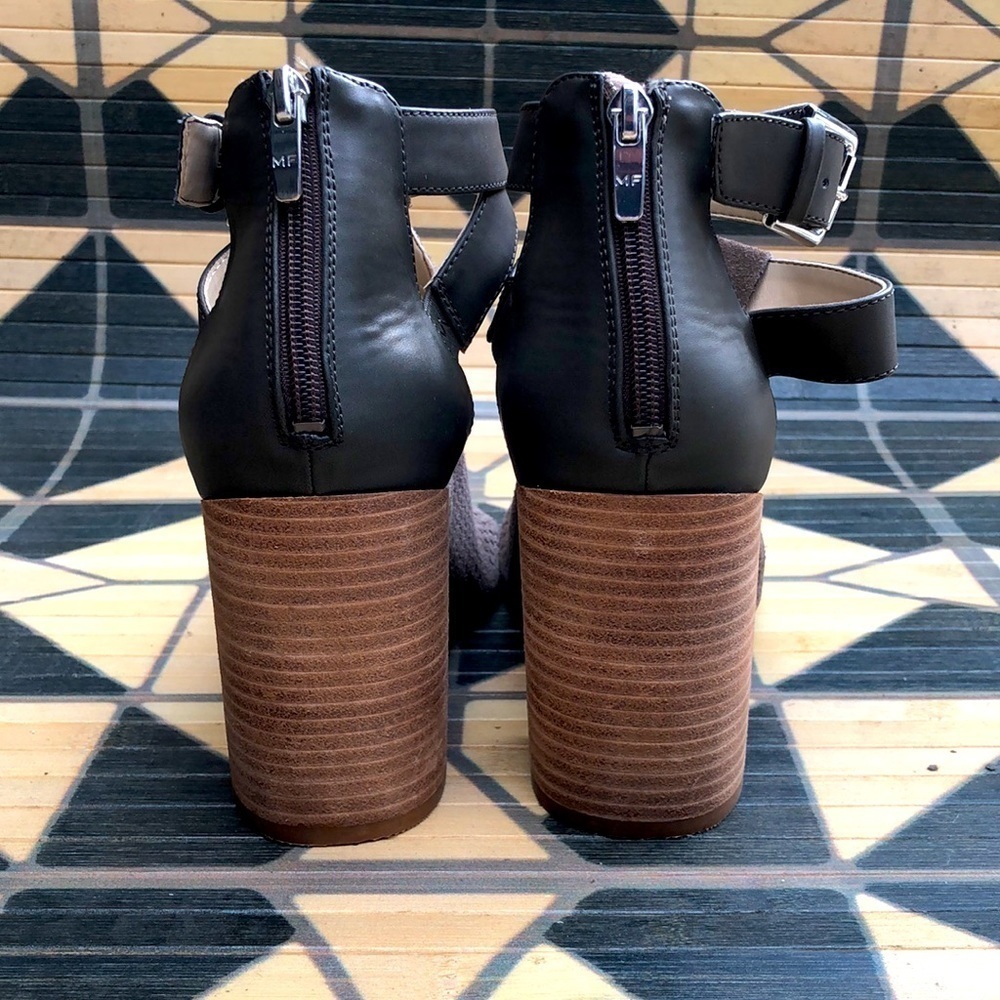 Marc Fisher Block Heel Open Toed Shoe Size 10m - image 4